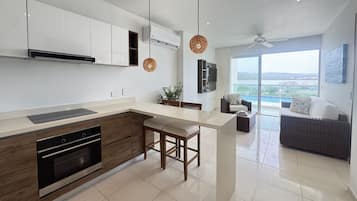 Apartment, 1 Bedroom | Private kitchen