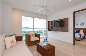 Een 32-inch flatscreentelevisie met kabelzenders en televisie