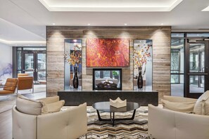 Interior - The Lion W602, 3 Bedroom Premier (Vail)