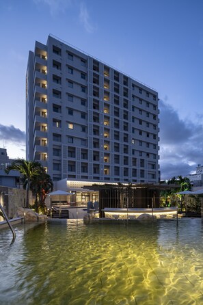 Hot springs - Okinawa Hinode Resort and Hot spring Hotel (Naha)