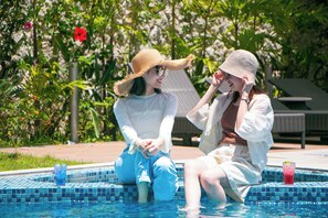 Outdoor pool, open 9:00 AM to 8:00 PM, sun loungers - Okinawa Hinode Resort and Hot spring Hotel (Naha)