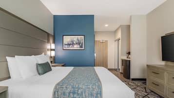 Camera Standard, 1 letto king, non fumatori, frigorifero e microonde | Una scrivania, postazione laptop, ferro/asse da stiro, Wi-Fi gratuito