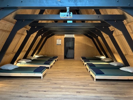 Basic Shared Dormitory, Accessible, Shared Bathroom. Hôtel Ô Chiroulet