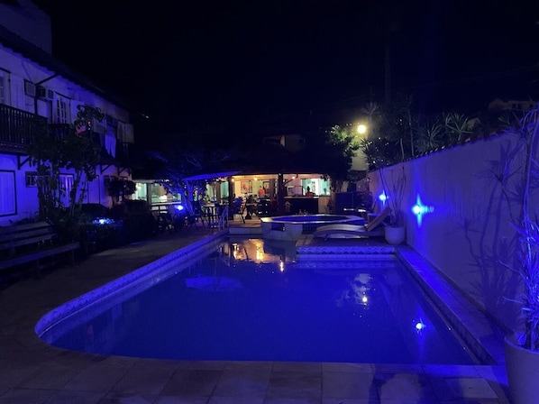 Outdoor pool, sun loungers
