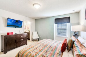 4 bedrooms, iron/ironing board, WiFi, bed sheets - Disney Retreat - WATERPARK! Magical Kid Friendly! (Kissimmee)