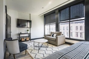 4 bedrooms, in-room safe, iron/ironing board, travel crib