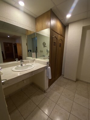 Bathroom - Hotel Lagos Inn (Lagos de Moreno)