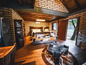 Family Chalet | Individually decorated, individually furnished, free WiFi, bed sheets - Pousada Equilibrio dos Canyons (Praia Grande)