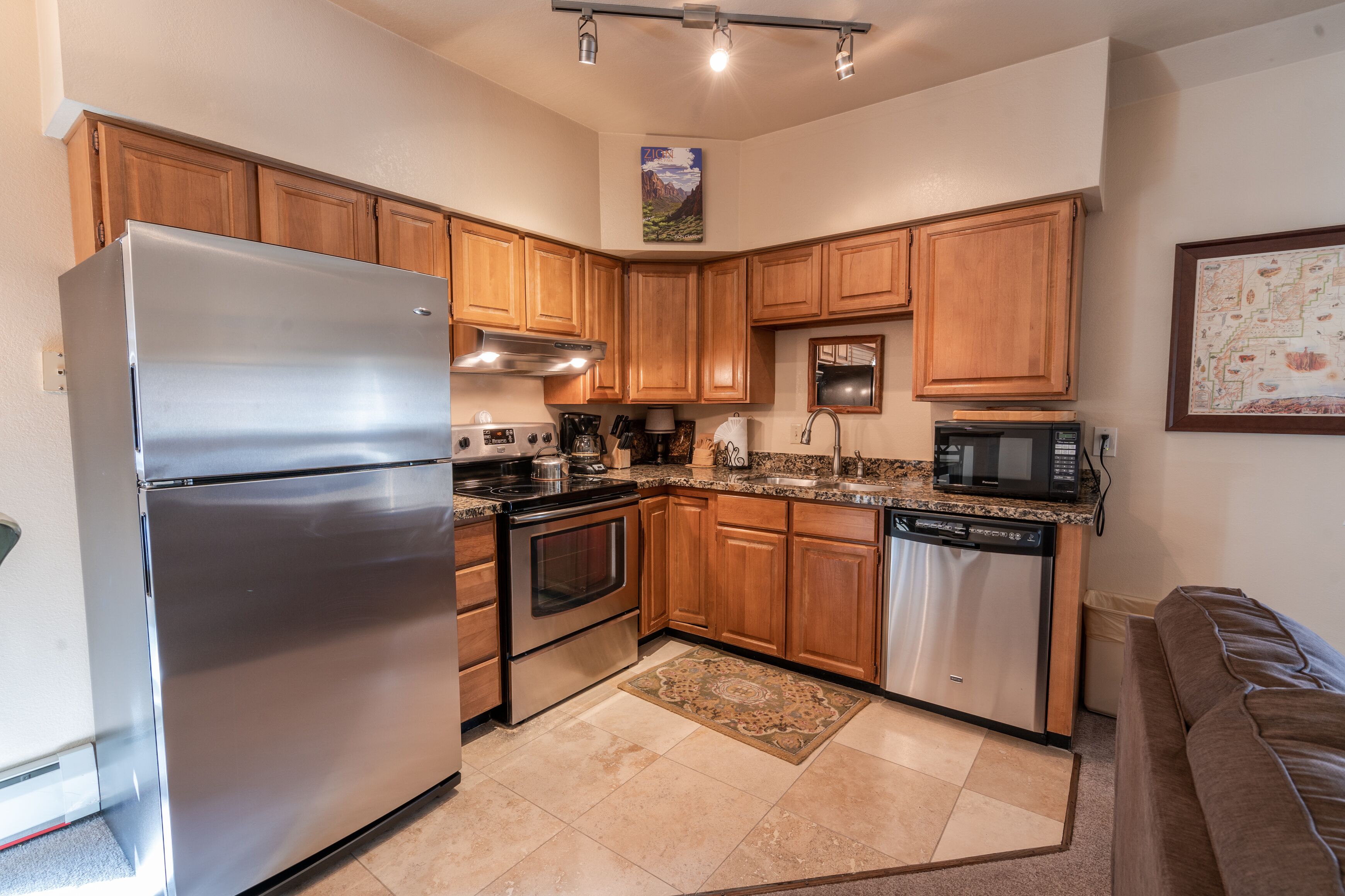 blue church lodge c | private kitchen