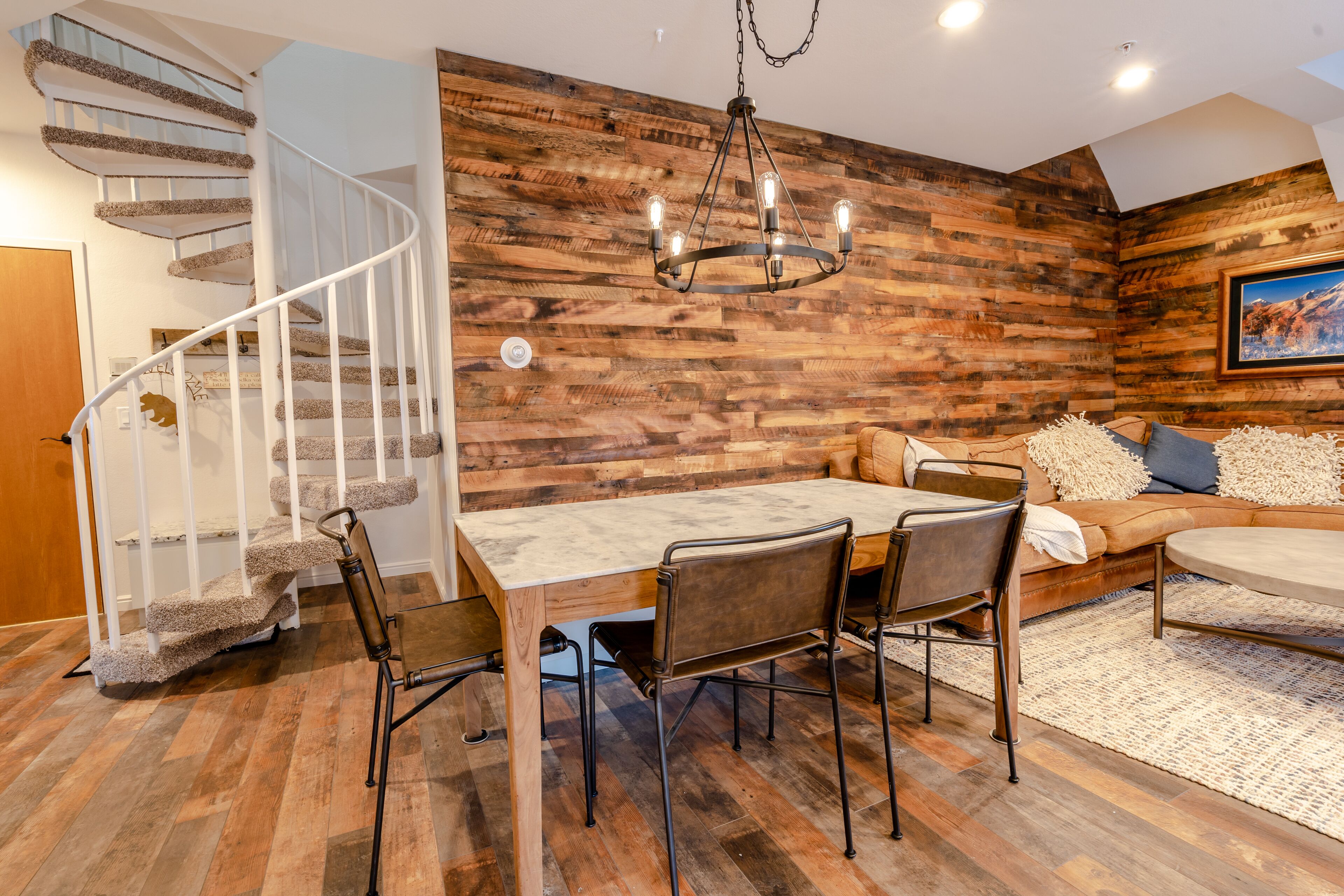 blue church lodge a | in-room dining