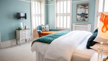 Habitación superior con 1 cama doble o 2 individuales, baño privado (RX4) | 1 dormitorio