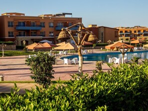 Outdoor pool - Pool View Chalet 2 Bedroom, Blumar Wadi Degla (Suez Governorate)