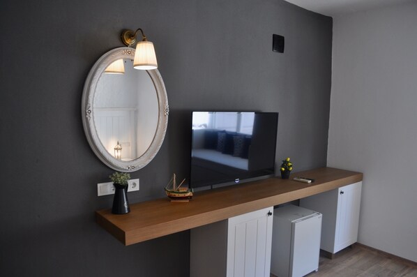 Deluxe Double Room | Free WiFi - Teo's Hotel Alaçatı (Cesme)