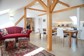 Senior Loft | Living area | Flat-screen TV - Arber Lofts (Bayerisch Eisenstein)