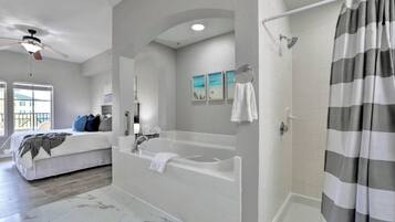 2 bedrooms, desk, iron/ironing board, travel crib