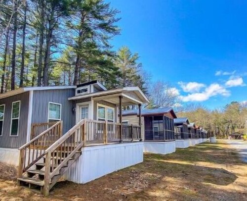 Beautiful Newly Built Cottages!