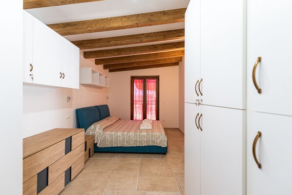 1 bedroom, iron/ironing board, travel crib, free WiFi