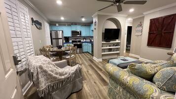 Smart TV, reproductor de DVD, estéreo