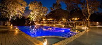 ヴイニ リバー ロッジ