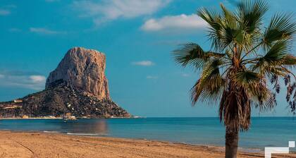 Isea 153 - Grupo Turis - Calpe, Costa Blanca