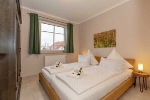 2 bedrooms, travel crib, WiFi - Wellenreiter, Deutschland (Rerik)