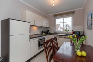 Fridge, microwave, oven, dishwasher - Wellenreiter, Deutschland (Rerik)