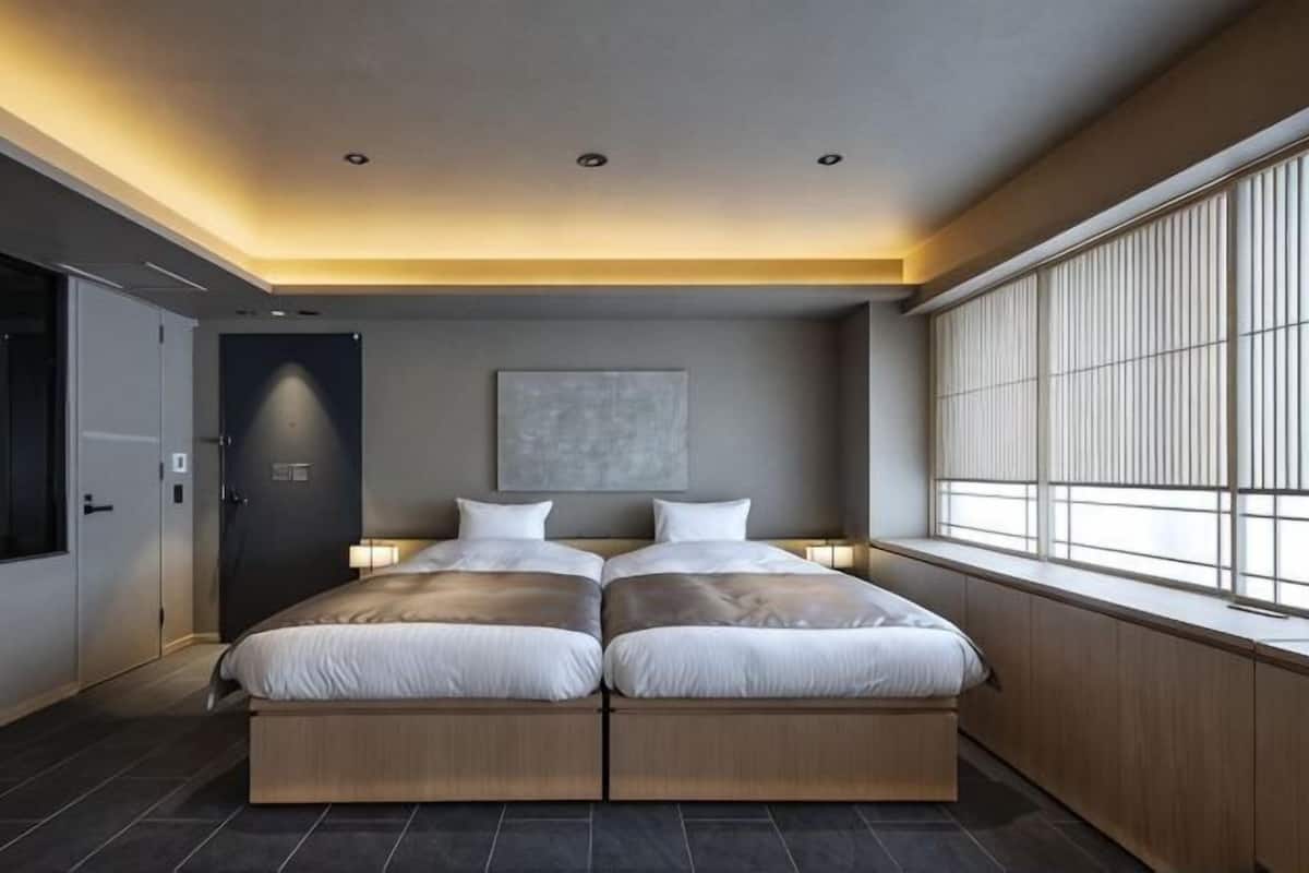 In-room safe, blackout curtains, iron/ironing board, free WiFi