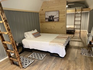 3 sovrum, resesäng, gratis wi-fi och sängkläder