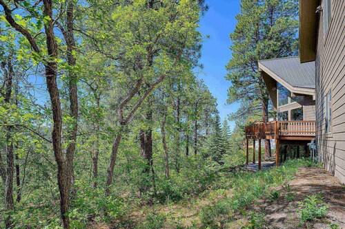 Sancho's Casita: Cozy Studio with Full Kitchen, 15 Minutes to Wolf Creek, 10 Minutes to Hot Springs