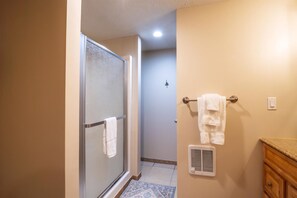 Towels - Timberly - 699 Ridge Road

Timberly - Private Wooded Lot, Outdoor Hot Tub, Pool Table, Pet Friendly, Lake Access! (Davis)