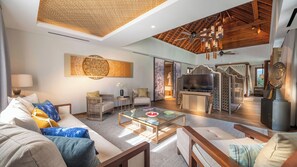 Huvila, 4 makuuhuonetta, yksityinen uima-allas | Työpöytä, silitysrauta/-lauta, ilmainen Wi-Fi, vuodevaatteet