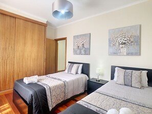 4 bedrooms, iron/ironing board, travel crib, free WiFi