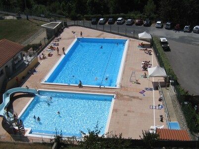 For hiking in the Pyrénées Orientales Rental of rooms for 2 or 3 people.