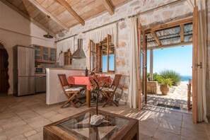 Kühlschrank, Ofen, Herdplatte, Geschirrspüler