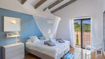 3 makuuhuonetta, silitysrauta/-lauta, ilmainen Wi-Fi, vuodevaatteet