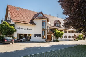 Exterior - Holiday Home “ Ferienhaus Am Heidenbach” with Wi-Fi, Terrace & Garden (Deggenhausertal)