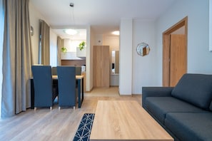 City Apartment | Living area - RentPlanet - Apartamenty Górna (Szklarska Poreba)