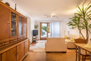 TV, DVD player, stereo