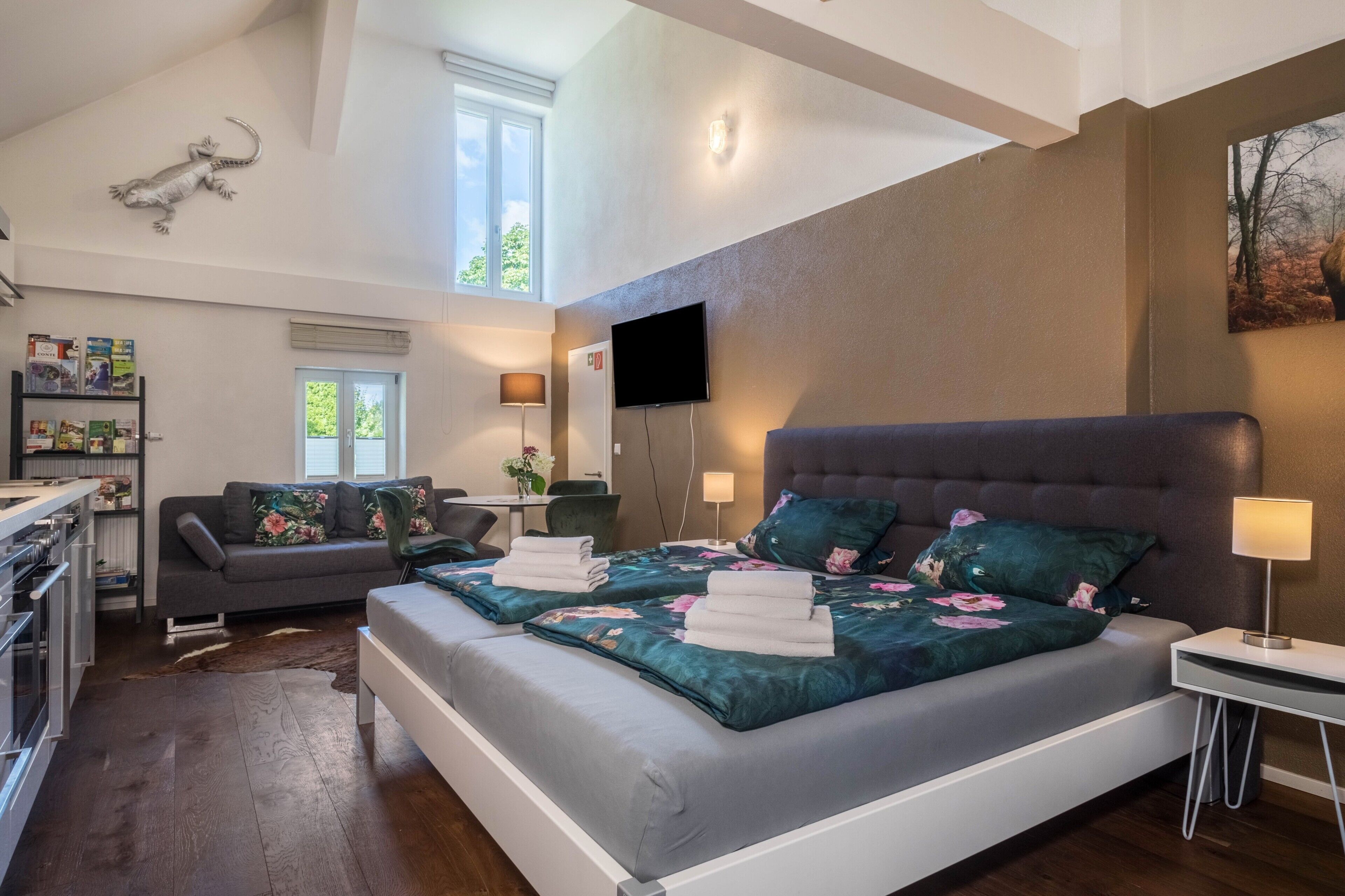 1 chambre, fer et planche à repasser, Wi-Fi gratuit, draps fournis