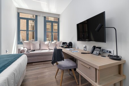Hellenic Vibes Smart Hotel - Image 57