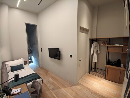 Hellenic Vibes Smart Hotel - Image 18
