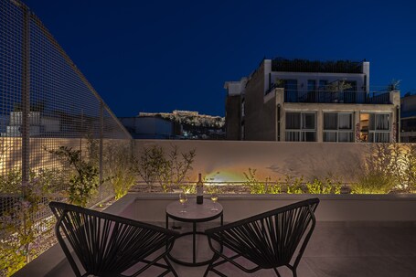 Hellenic Vibes Smart Hotel - Image 35