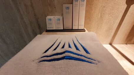 Hellenic Vibes Smart Hotel - Image 23