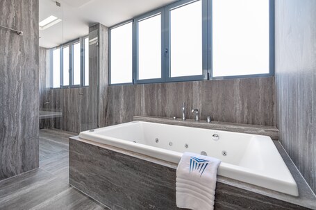 Hellenic Vibes Smart Hotel - Image 54