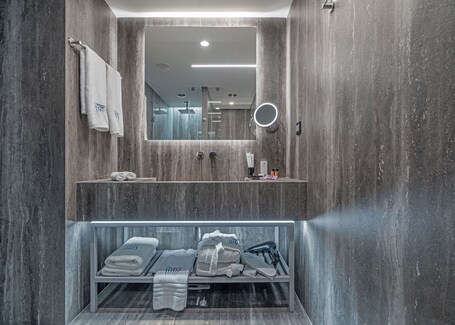 Hellenic Vibes Smart Hotel - Image 53