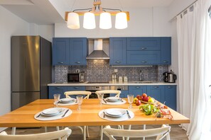 Deluxe Duplex | Private kitchen