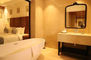 Luxury Suite