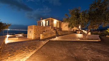 Deluxe Villa, 2 Bedrooms, Private Pool, Sea View | Exterior