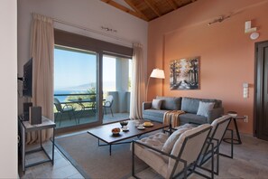 Suite, 3 Bedrooms, Private Pool (Semibasement) - Searocks Exclusive Village (West Mani)
