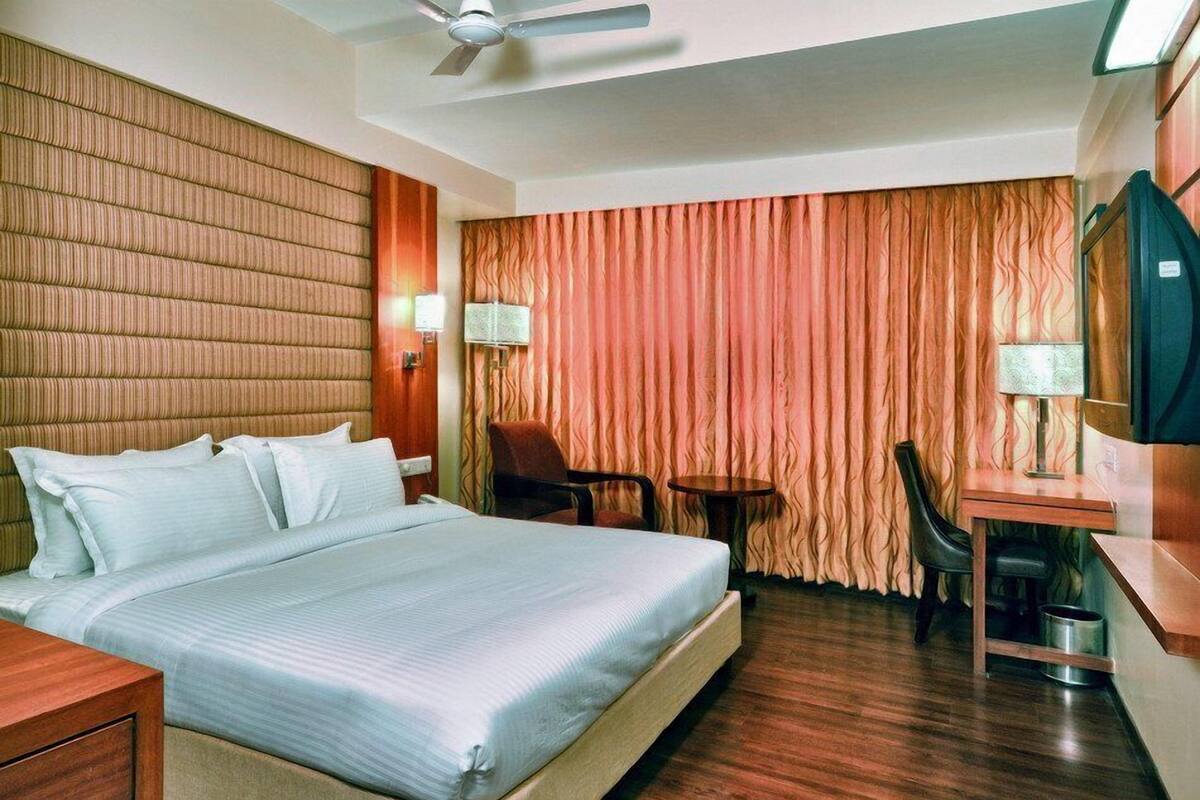 Ropa de cama de alta calidad, colchones Select Comfort y minibar 